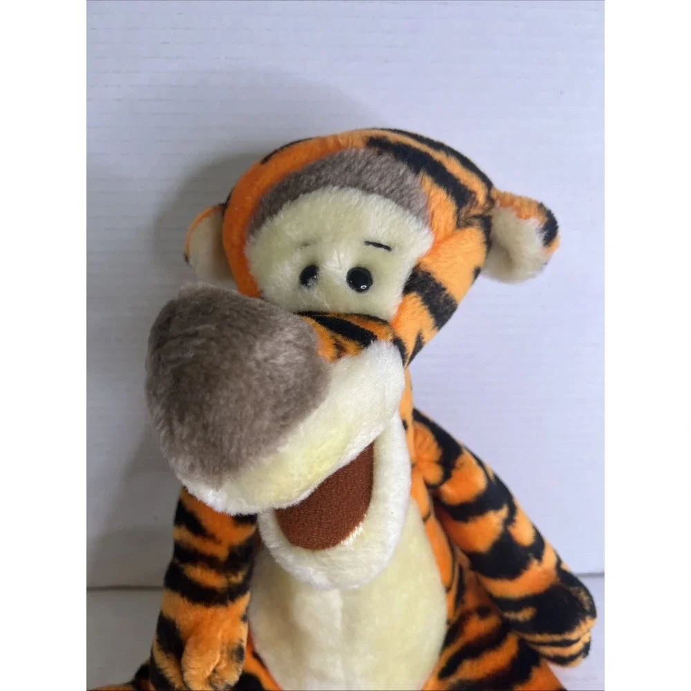 Vintage Tigger‎ Plush Disneyland Walt Disney World 12